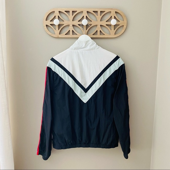 PINK Victoria's Secret Windbreaker Jacket Sz XS - Picture 8 of 11